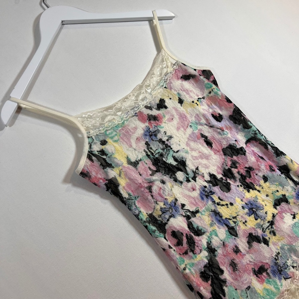 Maurices Floral Lace Tank Top Women S Cream Trim Cami Layering Y2K